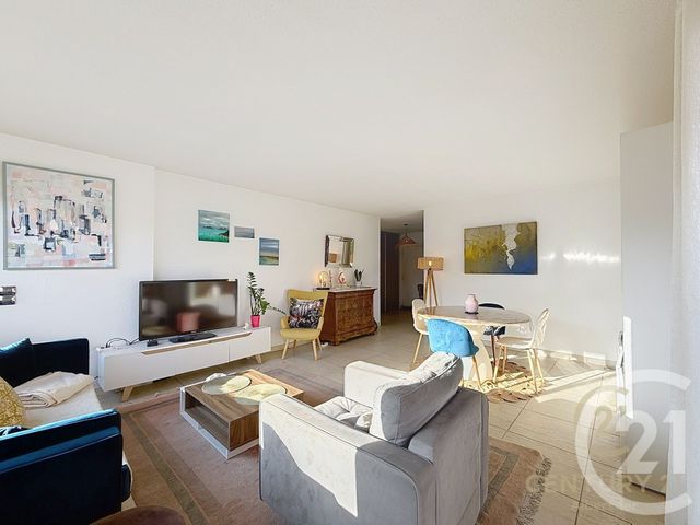 Appartement F3 à louer - 3 pièces - 79.03 m2 - ANTIBES - 06 - PROVENCE-ALPES-COTE-D-AZUR - Century 21 Albert 1Er