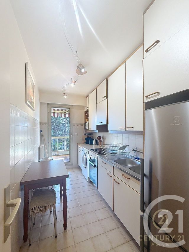 Appartement F2 à louer - 2 pièces - 54.01 m2 - ANTIBES - 06 - PROVENCE-ALPES-COTE-D-AZUR - Century 21 Albert 1Er