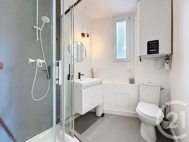 Appartement F3 à vendre - 2 pièces - 41.38 m2 - ANTIBES - 06 - PROVENCE-ALPES-COTE-D-AZUR - Century 21 Albert 1Er