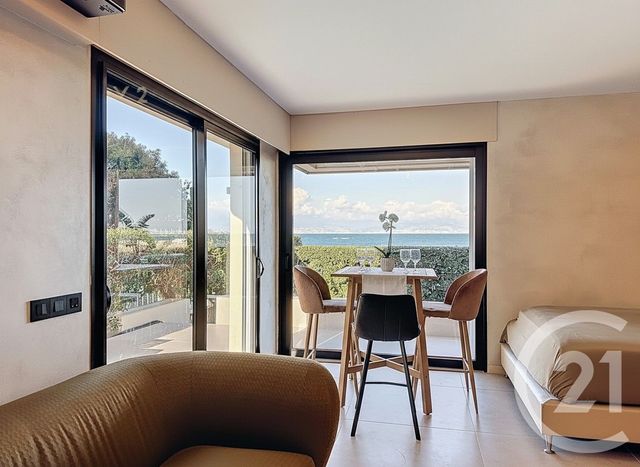 Appartement à vendre - 3 pièces - 75.96 m2 - ANTIBES - 06 - PROVENCE-ALPES-COTE-D-AZUR - Century 21 Albert 1Er