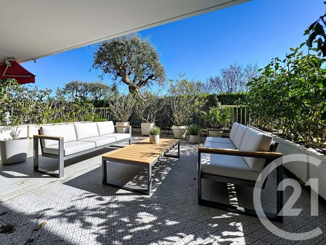 Appartement T3 à vendre - 3 pièces - 79.41 m2 - ANTIBES - 06 - PROVENCE-ALPES-COTE-D-AZUR - Century 21 Albert 1Er