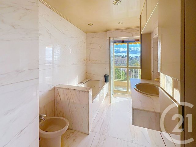 Appartement F3 à vendre - 3 pièces - 85.3 m2 - ANTIBES - 06 - PROVENCE-ALPES-COTE-D-AZUR - Century 21 Albert 1Er