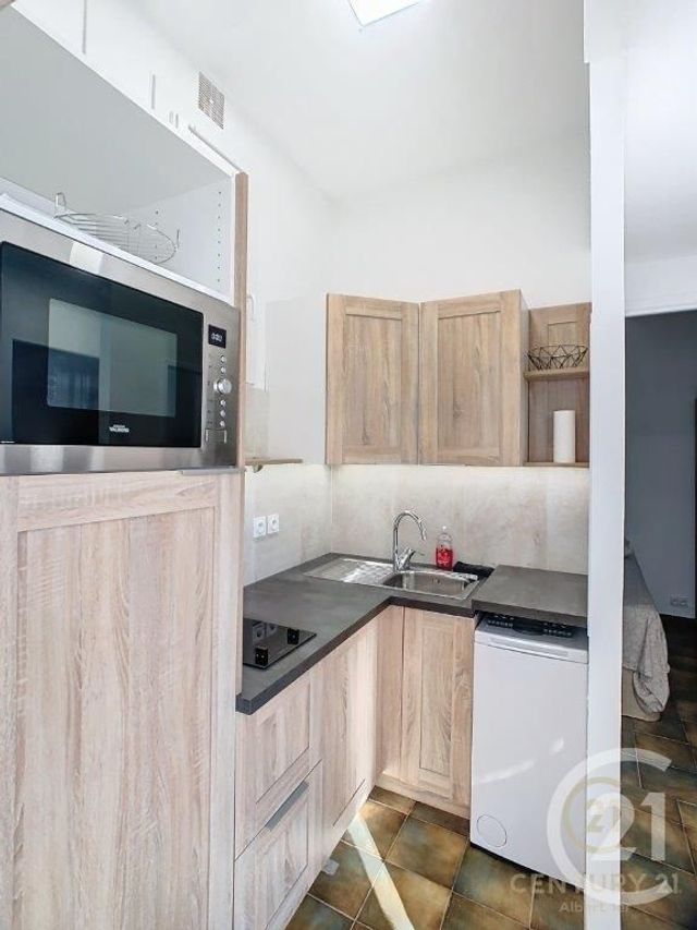 Appartement F1 à louer - 1 pièce - 30.09 m2 - ANTIBES - 06 - PROVENCE-ALPES-COTE-D-AZUR - Century 21 Albert 1Er