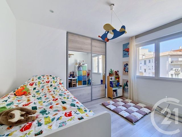 Appartement F4 à vendre - 4 pièces - 103.0 m2 - ANTIBES - 06 - PROVENCE-ALPES-COTE-D-AZUR - Century 21 Albert 1Er