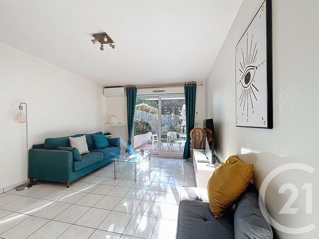 Appartement F2 à vendre - 2 pièces - 46.96 m2 - FREJUS - 83 - PROVENCE-ALPES-COTE-D-AZUR - Century 21 Albert 1Er