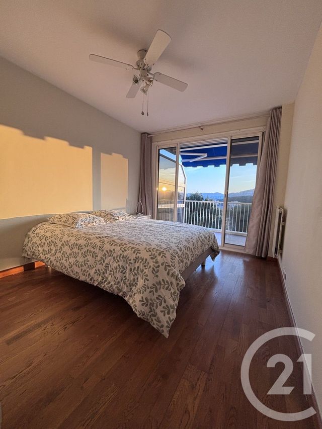Appartement F4 à vendre - 4 pièces - 82.16 m2 - ANTIBES - 06 - PROVENCE-ALPES-COTE-D-AZUR - Century 21 Albert 1Er