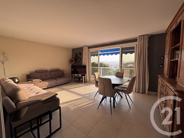 Appartement F4 à vendre - 4 pièces - 82.16 m2 - ANTIBES - 06 - PROVENCE-ALPES-COTE-D-AZUR - Century 21 Albert 1Er