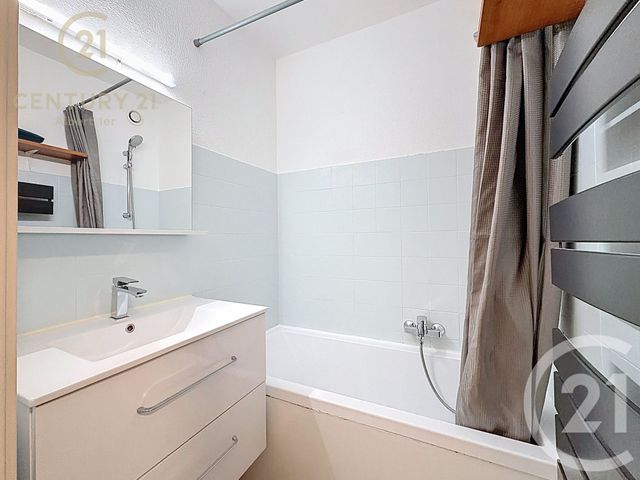 Appartement à vendre - 2 pièces - 44.0 m2 - ANTIBES - 06 - PROVENCE-ALPES-COTE-D-AZUR - Century 21 Albert 1Er