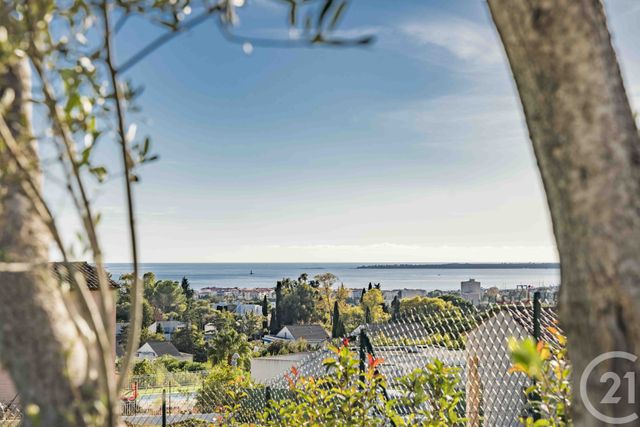 maison à vendre - 5 pièces - 144.24 m2 - ANTIBES - 06 - PROVENCE-ALPES-COTE-D-AZUR - Century 21 Albert 1Er