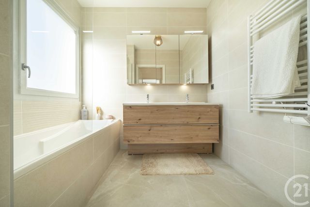 maison à vendre - 5 pièces - 144.24 m2 - ANTIBES - 06 - PROVENCE-ALPES-COTE-D-AZUR - Century 21 Albert 1Er