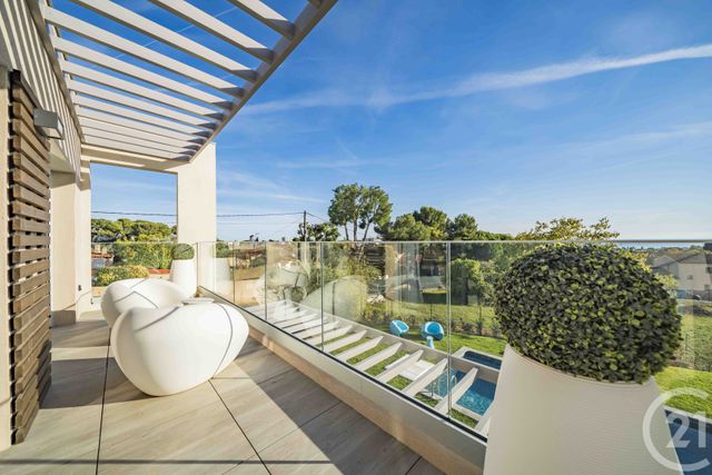 maison à vendre - 5 pièces - 144.24 m2 - ANTIBES - 06 - PROVENCE-ALPES-COTE-D-AZUR - Century 21 Albert 1Er