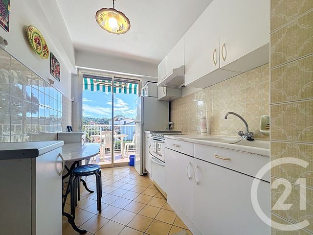 Appartement F2 à vendre - 2 pièces - 47.67 m2 - ANTIBES - 06 - PROVENCE-ALPES-COTE-D-AZUR - Century 21 Albert 1Er