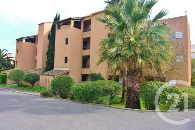 Appartement F3 à vendre - 3 pièces - 41.6 m2 - ANTIBES - 06 - PROVENCE-ALPES-COTE-D-AZUR - Century 21 Albert 1Er