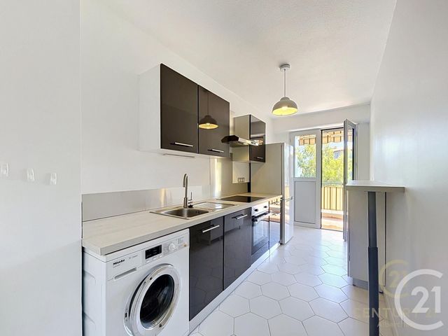 Appartement F3 à vendre - 3 pièces - 75.02 m2 - ANTIBES - 06 - PROVENCE-ALPES-COTE-D-AZUR - Century 21 Albert 1Er