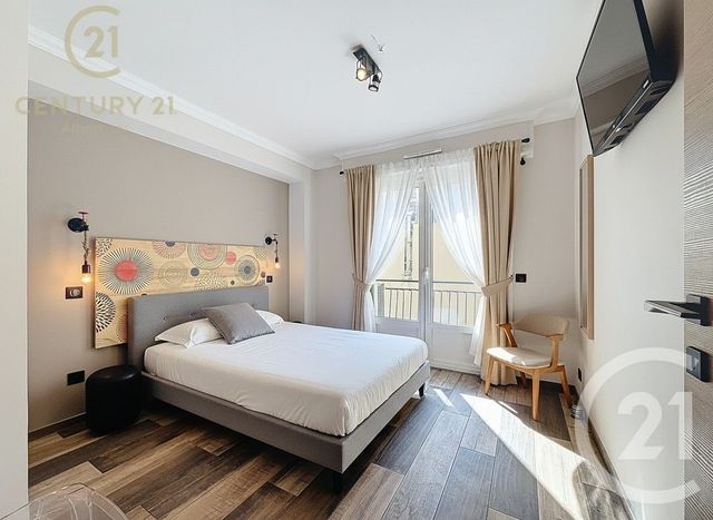 Appartement F4 à vendre - 4 pièces - 66.86 m2 - ANTIBES - 06 - PROVENCE-ALPES-COTE-D-AZUR - Century 21 Albert 1Er