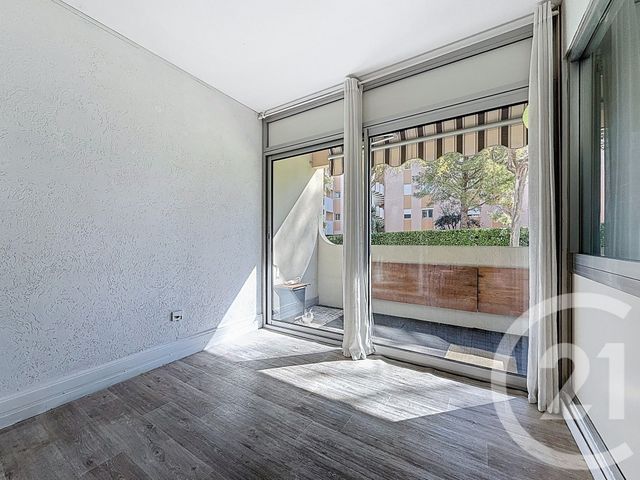 Appartement F2 à vendre - 2 pièces - 50.47 m2 - ANTIBES - 06 - PROVENCE-ALPES-COTE-D-AZUR - Century 21 Albert 1Er