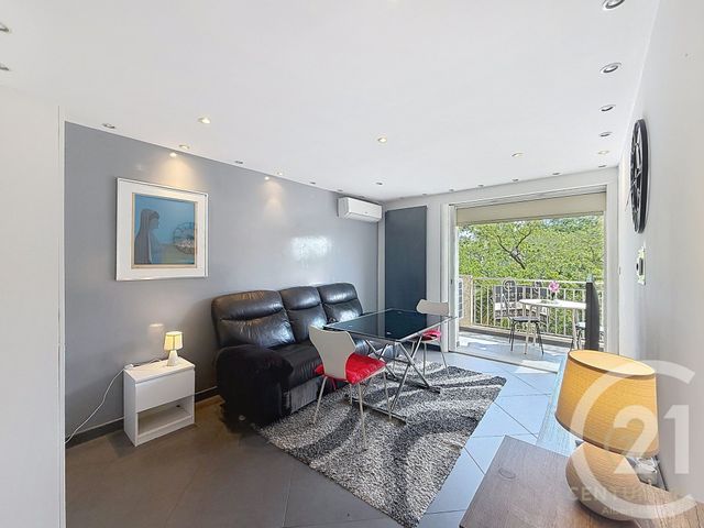 Appartement F3 à louer - 3 pièces - 55.44 m2 - ANTIBES - 06 - PROVENCE-ALPES-COTE-D-AZUR - Century 21 Albert 1Er