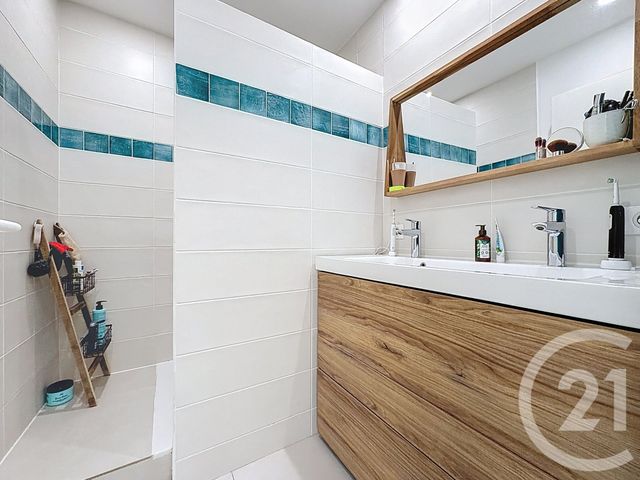 Appartement F4 à vendre - 4 pièces - 85.02 m2 - ANTIBES - 06 - PROVENCE-ALPES-COTE-D-AZUR - Century 21 Albert 1Er