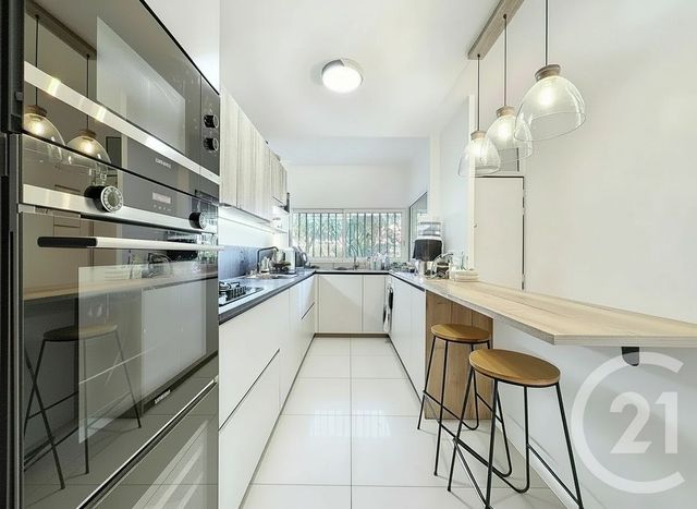 Appartement F4 à vendre - 4 pièces - 85.02 m2 - ANTIBES - 06 - PROVENCE-ALPES-COTE-D-AZUR - Century 21 Albert 1Er
