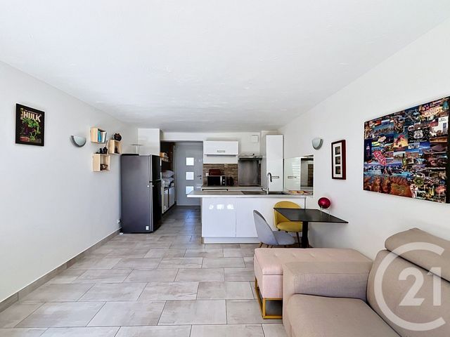 Appartement F1 à vendre - 1 pièce - 27.04 m2 - ANTIBES - 06 - PROVENCE-ALPES-COTE-D-AZUR - Century 21 Albert 1Er