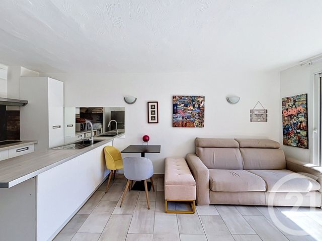 Appartement F1 à vendre - 1 pièce - 27.04 m2 - ANTIBES - 06 - PROVENCE-ALPES-COTE-D-AZUR - Century 21 Albert 1Er