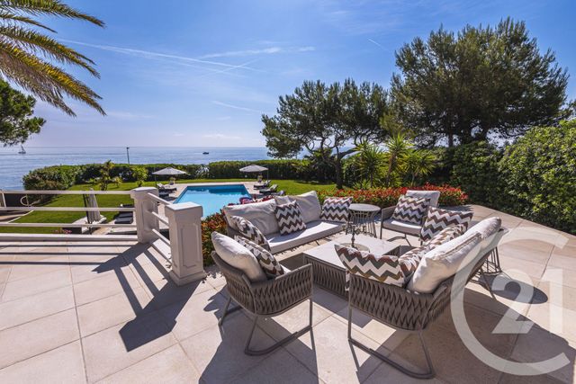 maison à vendre - 7 pièces - 428.0 m2 - JUAN LES PINS - 06 - PROVENCE-ALPES-COTE-D-AZUR - Century 21 Albert 1Er