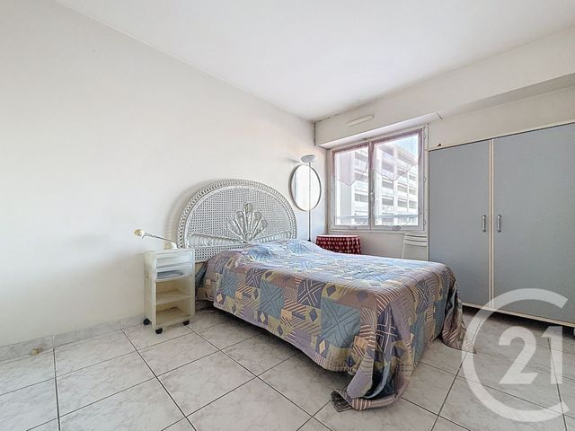 Appartement F3 à vendre - 3 pièces - 71.06 m2 - ANTIBES - 06 - PROVENCE-ALPES-COTE-D-AZUR - Century 21 Albert 1Er