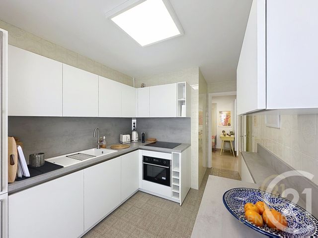 Appartement F2 à louer - 2 pièces - 58.81 m2 - ANTIBES - 06 - PROVENCE-ALPES-COTE-D-AZUR - Century 21 Albert 1Er
