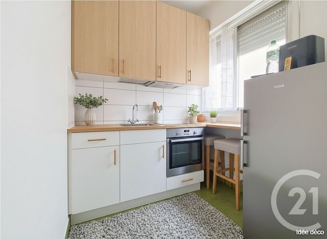 Appartement F1 à vendre - 1 pièce - 27.0 m2 - LE GOLFE JUAN - 06 - PROVENCE-ALPES-COTE-D-AZUR - Century 21 Albert 1Er