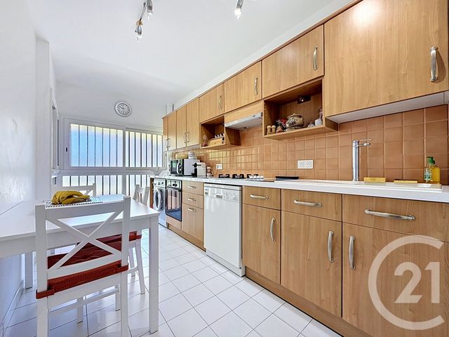 Appartement F3 à vendre - 3 pièces - 70.0 m2 - ANTIBES - 06 - PROVENCE-ALPES-COTE-D-AZUR - Century 21 Albert 1Er