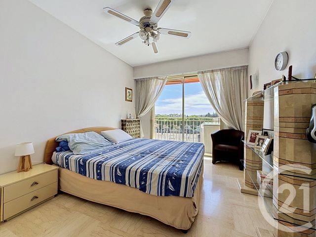 Appartement F3 à vendre - 3 pièces - 74.0 m2 - ANTIBES - 06 - PROVENCE-ALPES-COTE-D-AZUR - Century 21 Albert 1Er