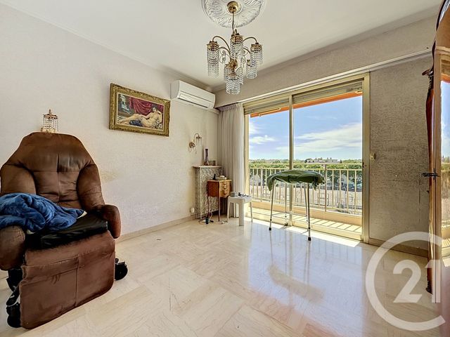 Appartement F3 à vendre - 3 pièces - 74.0 m2 - ANTIBES - 06 - PROVENCE-ALPES-COTE-D-AZUR - Century 21 Albert 1Er