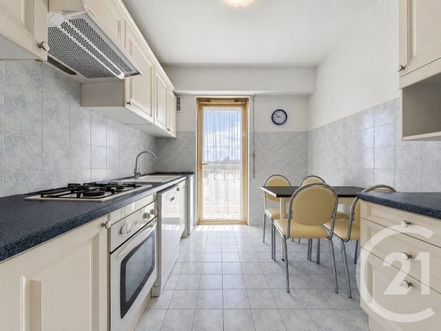 Appartement F3 à vendre - 3 pièces - 74.0 m2 - ANTIBES - 06 - PROVENCE-ALPES-COTE-D-AZUR - Century 21 Albert 1Er