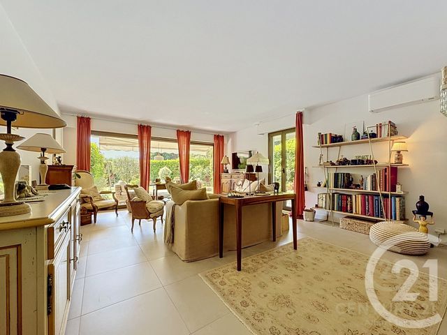 Appartement F3 à vendre - 3 pièces - 74.0 m2 - ANTIBES - 06 - PROVENCE-ALPES-COTE-D-AZUR - Century 21 Albert 1Er