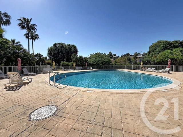 Appartement F3 à vendre - 3 pièces - 74.0 m2 - ANTIBES - 06 - PROVENCE-ALPES-COTE-D-AZUR - Century 21 Albert 1Er