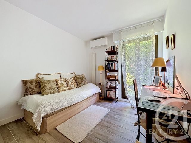 Appartement F3 à vendre - 3 pièces - 74.0 m2 - ANTIBES - 06 - PROVENCE-ALPES-COTE-D-AZUR - Century 21 Albert 1Er