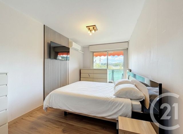 Appartement F3 à vendre - 3 pièces - 62.4 m2 - ANTIBES - 06 - PROVENCE-ALPES-COTE-D-AZUR - Century 21 Albert 1Er