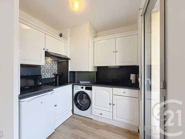 Appartement F1 à louer - 1 pièce - 30.28 m2 - ANTIBES - 06 - PROVENCE-ALPES-COTE-D-AZUR - Century 21 Albert 1Er