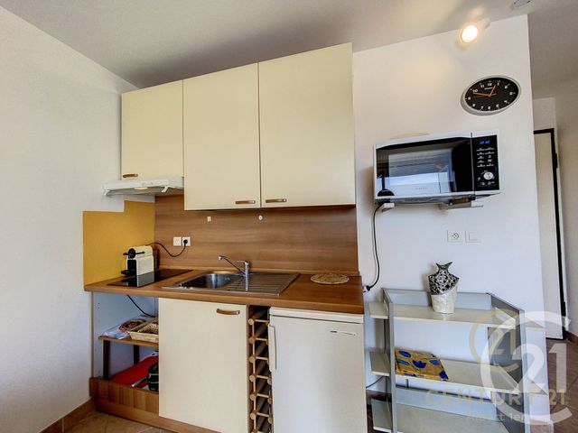 Appartement F1 à louer - 1 pièce - 22.06 m2 - ANTIBES - 06 - PROVENCE-ALPES-COTE-D-AZUR - Century 21 Albert 1Er