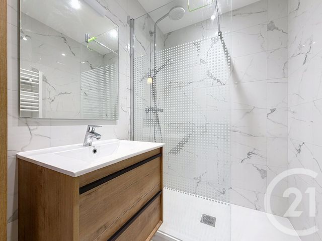 Appartement F2 à vendre - 2 pièces - 47.0 m2 - ANTIBES - 06 - PROVENCE-ALPES-COTE-D-AZUR - Century 21 Albert 1Er