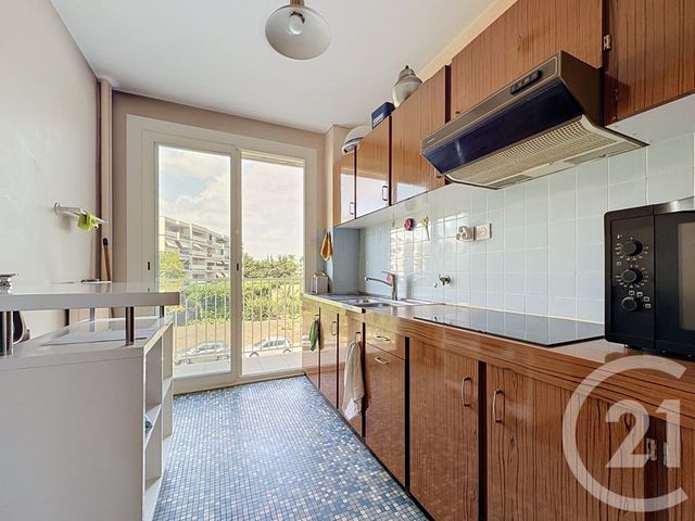 Appartement F2 à vendre - 2 pièces - 47.0 m2 - ANTIBES - 06 - PROVENCE-ALPES-COTE-D-AZUR - Century 21 Albert 1Er
