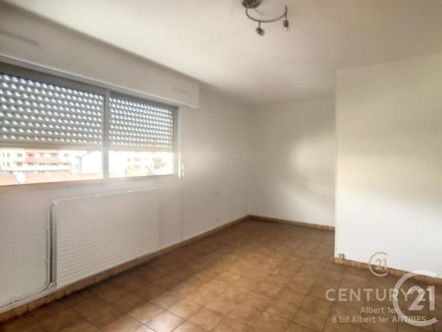 Appartement Studio à louer - 1 pièce - 22.87 m2 - VALLAURIS - 06 - PROVENCE-ALPES-COTE-D-AZUR - Century 21 Albert 1Er