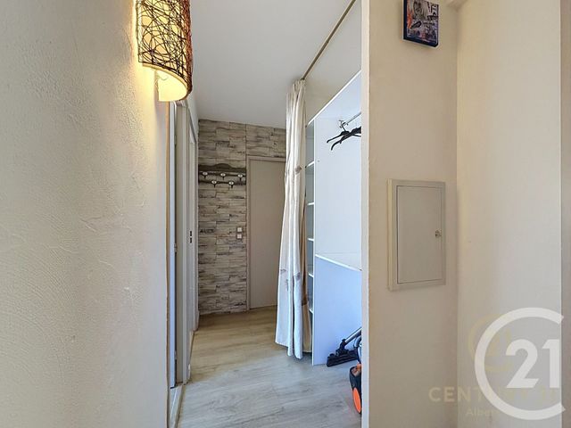 Appartement T3 à louer - 3 pièces - 56.41 m2 - VALLAURIS - 06 - PROVENCE-ALPES-COTE-D-AZUR - Century 21 Albert 1Er