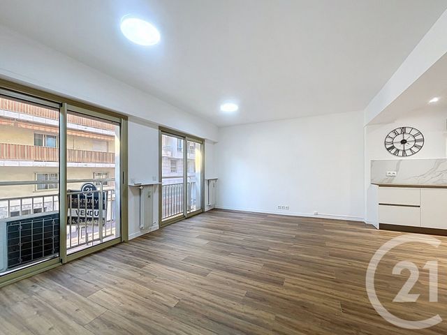 Appartement F4 à vendre - 4 pièces - 99.23 m2 - ANTIBES - 06 - PROVENCE-ALPES-COTE-D-AZUR - Century 21 Albert 1Er