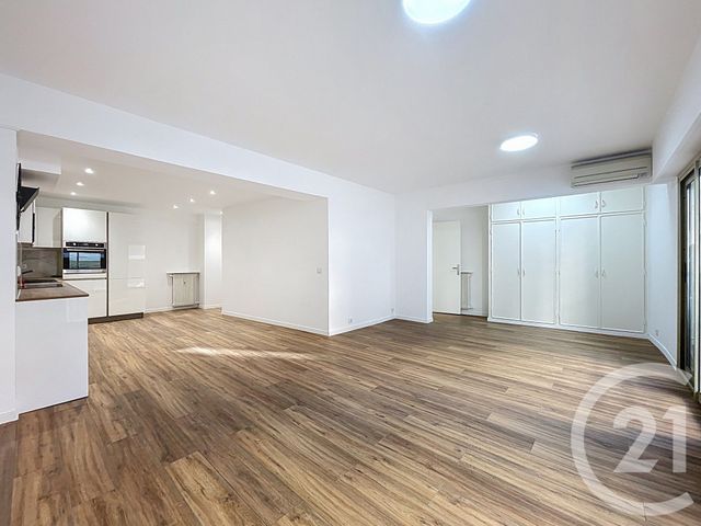 Appartement F4 à vendre - 4 pièces - 99.23 m2 - ANTIBES - 06 - PROVENCE-ALPES-COTE-D-AZUR - Century 21 Albert 1Er
