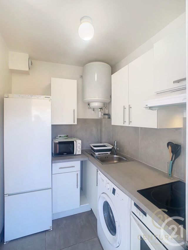 Appartement F1 à louer - 1 pièce - 26.03 m2 - VALLAURIS - 06 - PROVENCE-ALPES-COTE-D-AZUR - Century 21 Albert 1Er