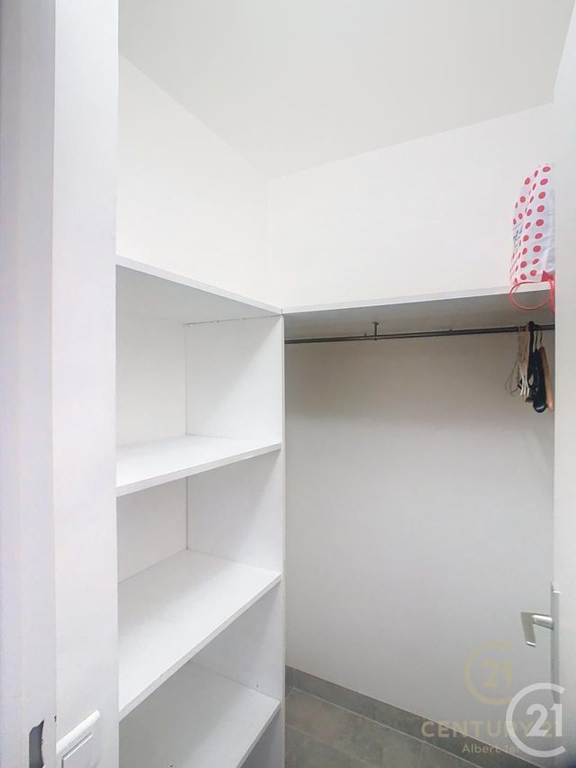 Appartement F1 à louer - 1 pièce - 26.03 m2 - VALLAURIS - 06 - PROVENCE-ALPES-COTE-D-AZUR - Century 21 Albert 1Er
