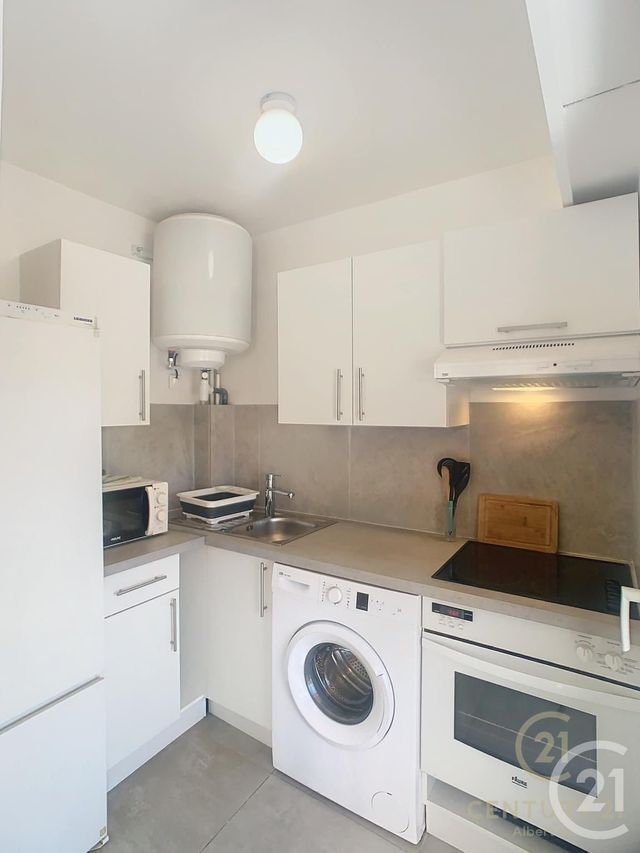 Appartement F1 à louer - 1 pièce - 26.03 m2 - VALLAURIS - 06 - PROVENCE-ALPES-COTE-D-AZUR - Century 21 Albert 1Er