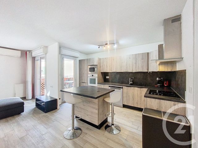 Appartement F3 à louer - 3 pièces - 65.78 m2 - NICE - 06 - PROVENCE-ALPES-COTE-D-AZUR - Century 21 Albert 1Er