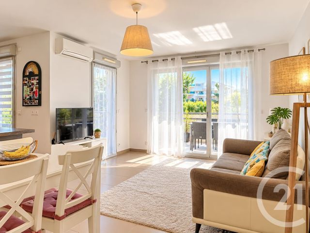 Appartement F3 à vendre - 3 pièces - 64.7 m2 - ANTIBES - 06 - PROVENCE-ALPES-COTE-D-AZUR - Century 21 Albert 1Er